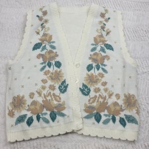 Vintage floral sweater vest